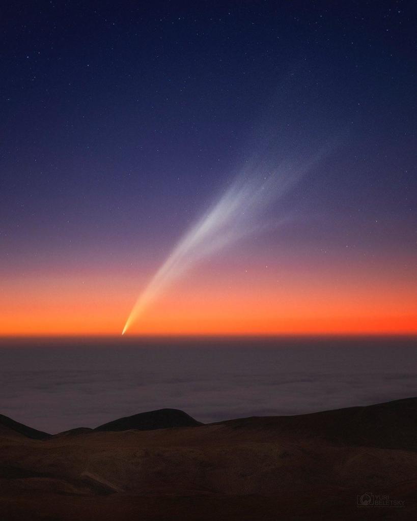 Instagram post by yuribeletsky

‼️Comet C/2024 G3 (ATLAS) is ablaze 🤯 I can hardly believe the spectacle we’re witnessing, and it’s only improving ! I captured this image on January 18 during twilight at the ESO Paranal Observatory in the Atacama Desert, Chile. The comet sets later each night, offering exceptional imaging opportunities. Visually, its tail stretches an impressive 10-12 degrees. Therefore, I adjusted the focal length down to 85 mm to capture the full extent.

Canon R6 + 70-200/2.8 @ 85mm, 6 x 20 sec