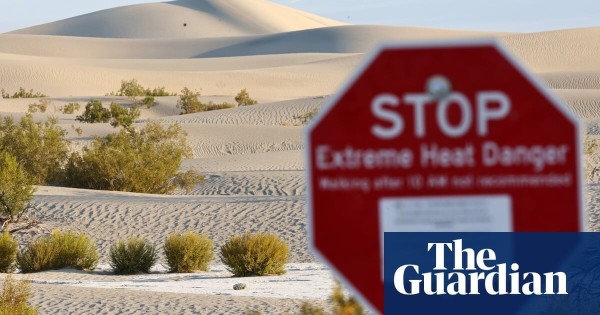 Man gets third-degree burns from walking on sand dunes in Death Valley