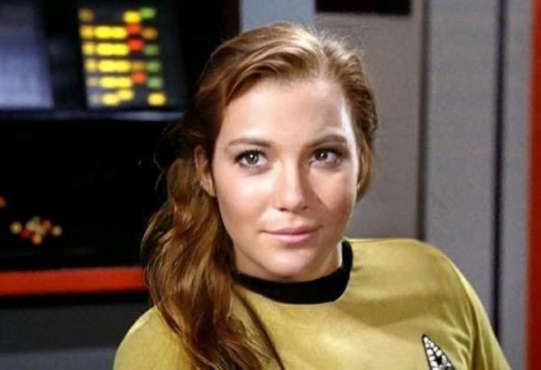 An artists rendition of Captain Kirk, if they were a woman. Hot as fuck.