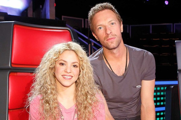 Shakira Says Pal Chris Martin 'Was Checking in Every Day' When She and Gerard Piqué Separated: 'He Was There for Me'