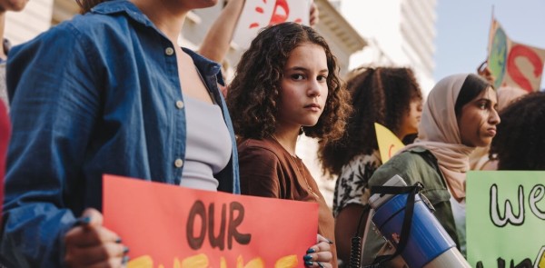 Climate Anger Can Lead to Action – or Curdle Into Despair. We Found Out Why /  A survey of 5,000 Australians found almost half (49%) are angry about our warming world. Many were angry because they felt nobody cared. But research suggests the opposite is true 
#GlobalCarbonFeeAndDividendPetition