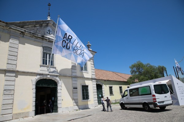 Ciclista morre atropelado em Lisboa