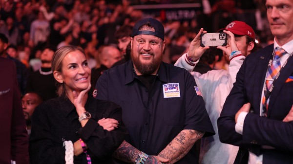 Jelly Roll addresses Trump backlash after UFC meeting