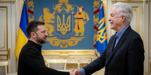 En direct, guerre en Ukraine : Volodymyr Zelensky affirme avoir reçu le directeur de la CIA William Burns en Ukraine - Le Monde