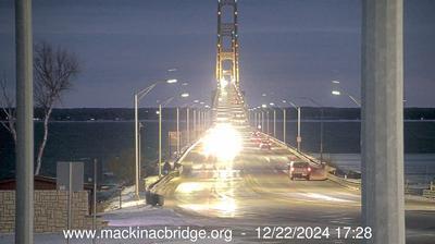 Southwestern view of the Mackinac Bridge traversing the Straits of Mackinac. // Image captured at: 2024-12-22 22:28:32 UTC (about 6 min. prior to this post) // Current Temp in St. Ignace: 22.28 F | -5.40 C // Precip: broken clouds // Wind: S at 11.967 mph | 19.26 kph // Humidity: 90%