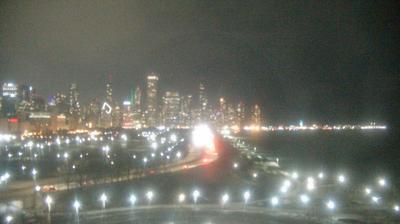 View of Chicago skyline from the roof of the Field Museum of Natural History. // Image captured at: 2024-12-23 01:43:23 UTC (about 21 min. prior to this post) // Current Temp in Chicago: 32.18 F | .10 C // Precip: overcast clouds // Wind: S at 21.005 mph | 33.80 kph // Humidity: 78%