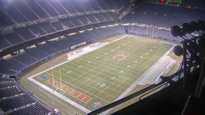 Rotating cam atop the SE corner of Soldier Field. // Image captured at: 2024-12-23 05:00:25 UTC (about 3 min. prior to this post) // Current Temp in Chicago: 33.00 F | .56 C // Precip: overcast clouds // Wind: SSW at 8.008 mph | 12.88 kph // Humidity: 73%