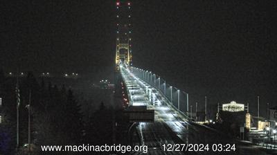 Northeastern view of the Mackinac Bridge traversing the Straits of Mackinac. // Image captured at: 2024-12-27 08:25:22 UTC (about 7 min. prior to this post) // Current Temp in Mackinaw City: 37.99 F | 3.33 C // Precip: mist // Wind: SSE at 9.216 mph | 14.83 kph // Humidity: 95%