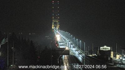 Northeastern view of the Mackinac Bridge traversing the Straits of Mackinac. // Image captured at: 2024-12-27 11:56:48 UTC (about 6 min. prior to this post) // Current Temp in Mackinaw City: 37.74 F | 3.19 C // Precip: mist // Wind: SSE at 11.498 mph | 18.50 kph // Humidity: 95%