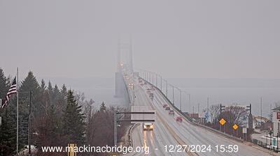 Northeastern view of the Mackinac Bridge traversing the Straits of Mackinac. // Image captured at: 2024-12-27 21:00:17 UTC (about 2 min. prior to this post) // Current Temp in Mackinaw City: 37.74 F | 3.19 C // Precip: mist // Wind: E at 6.912 mph | 11.12 kph // Humidity: 95%