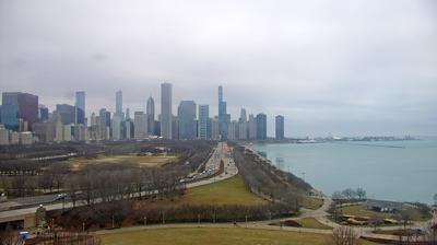 View of Chicago skyline from the roof of the Field Museum of Natural History. // Image captured at: 2024-12-28 15:52:09 UTC (about 10 min. prior to this post) // Current Temp in Chicago: 47.51 F | 8.62 C // Precip: overcast clouds // Wind: WSW at 14.965 mph | 24.08 kph // Humidity: 85%