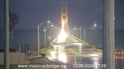 Southwestern view of the Mackinac Bridge traversing the Straits of Mackinac. // Image captured at: 2024-12-28 22:28:50 UTC (about 4 min. prior to this post) // Current Temp in St. Ignace: 41.66 F | 5.37 C // Precip: overcast clouds // Wind: SW at 19.573 mph | 31.50 kph // Humidity: 91%