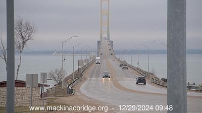 Southwestern view of the Mackinac Bridge traversing the Straits of Mackinac. // Image captured at: 2024-12-29 14:49:15 UTC (about 14 min. prior to this post) // Current Temp in St. Ignace: 38.28 F | 3.49 C // Precip: overcast clouds // Wind: NE at 5.704 mph | 9.18 kph // Humidity: 99%