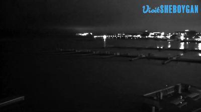 Rotating view of Harbor Center Marina along Lake Michigan. // Image captured at: 2024-12-30 02:38:03 UTC (about 25 min. prior to this post) // Current Temp in Sheboygan: 36.55 F | 2.53 C // Precip: overcast clouds // Wind: N at 5.995 mph | 9.64 kph // Humidity: 93%